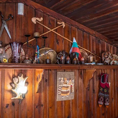 Roden Dom Konukevi Koprivştitsa