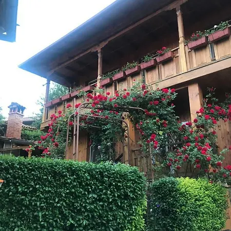 Pensión Roden Dom 2*